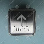 Кнопка вызова/приказа, ЩЛЗ, Вверх, квадратная, 24В, красная подсветка, тип A4N11286, тактильный символ, с Брайлем