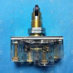 Выключатель, ВП73-10532-00 УХЛЗ, ролик поперечный (аналог МП1105М исполнение 3)