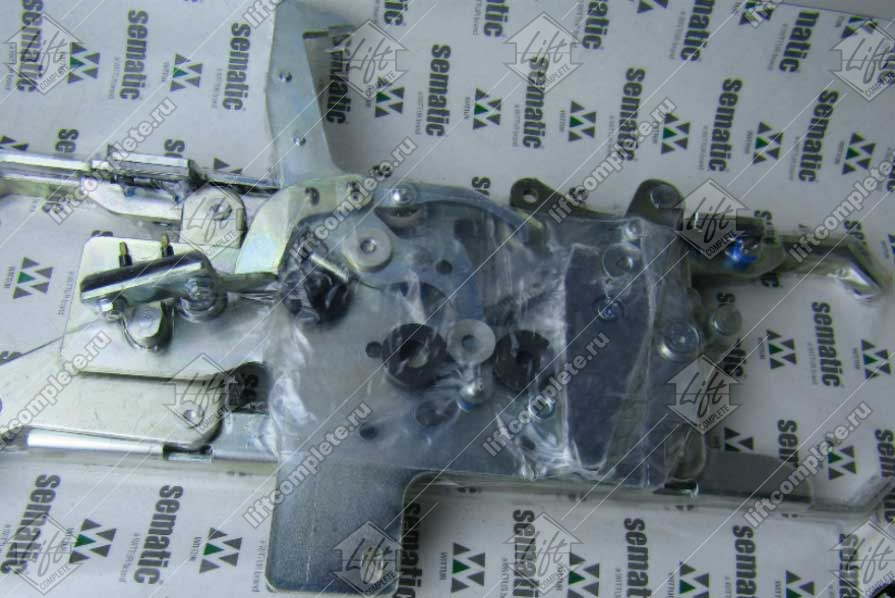 Отводка привода ДК, SEMATIC, правая, с закрывающим устройством, EN 81-1/2, K2-3R, K2-4-6Z
